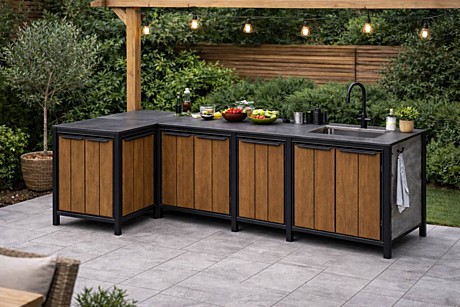 Угловая уличная кухня